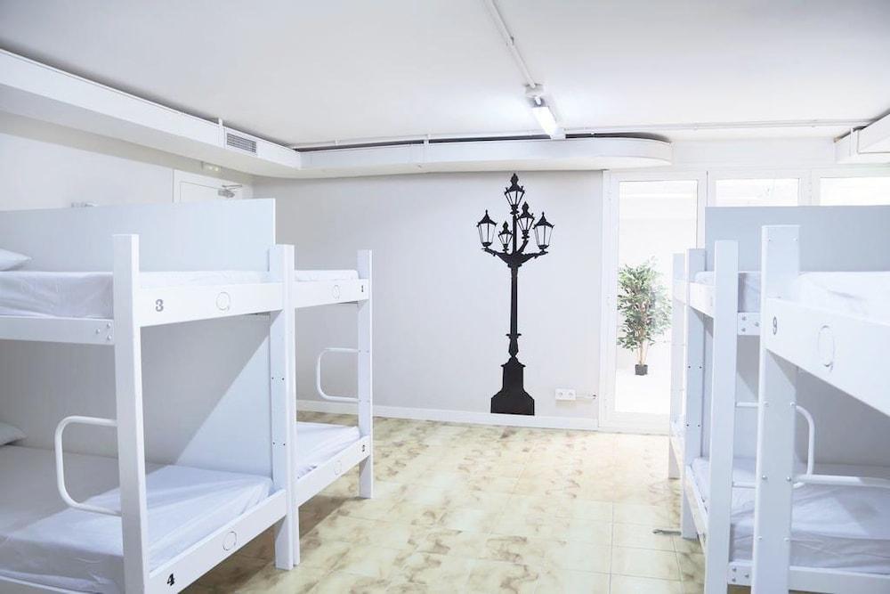 Hola Hostal Eixample Barcelona Buitenkant foto