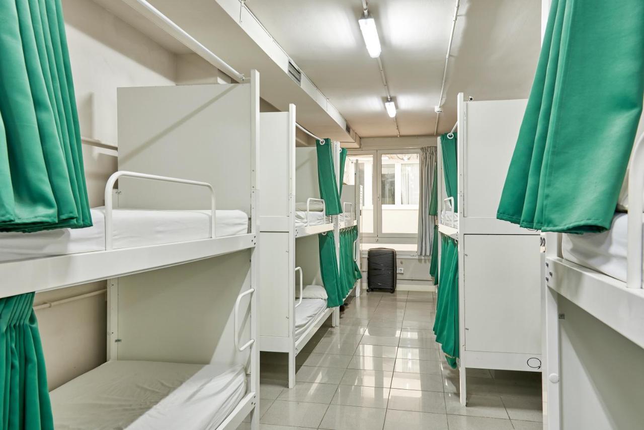 Hola Hostal Eixample Barcelona Buitenkant foto